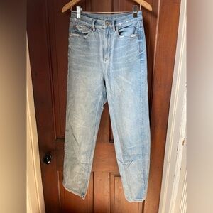American Eagle women's size 2 regular baggy jeans